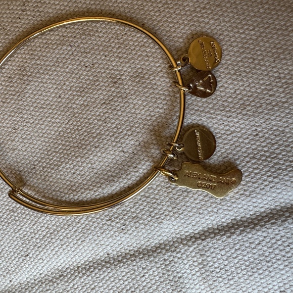3 Christmas Holiday Alex & Ani stackable metal adjustible size charm bracelets - Picture 11 of 13